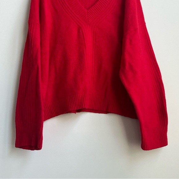J.Crew XXL Relaxed V-Neck Sweater Supersoft Yarn Candy Apple Merino Alpaca - Picture 4 of 12